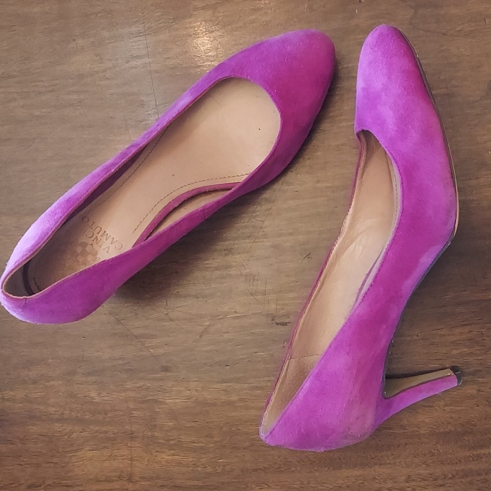 Vince Camuto fuchsia heels sz 8